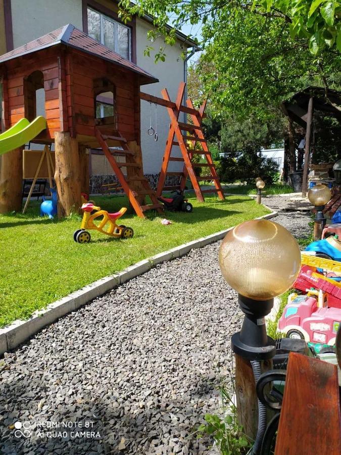 Guest House Shulc Mizhhirya  Bagian luar foto