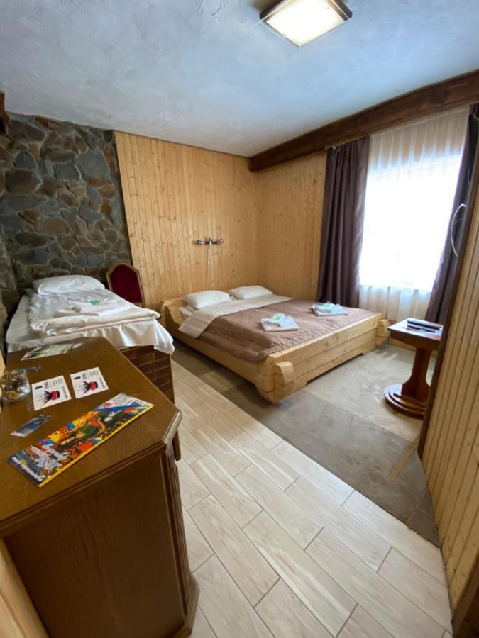 Guest House Shulc Mizhhirya  Bagian luar foto