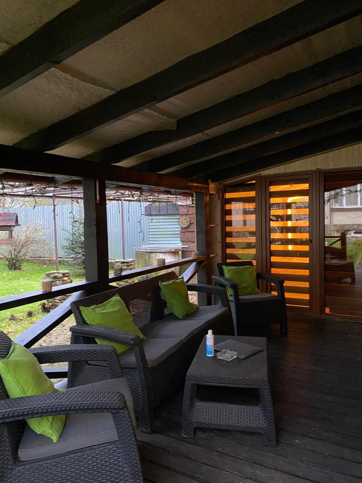 Guest House Shulc Mizhhirya  Bagian luar foto